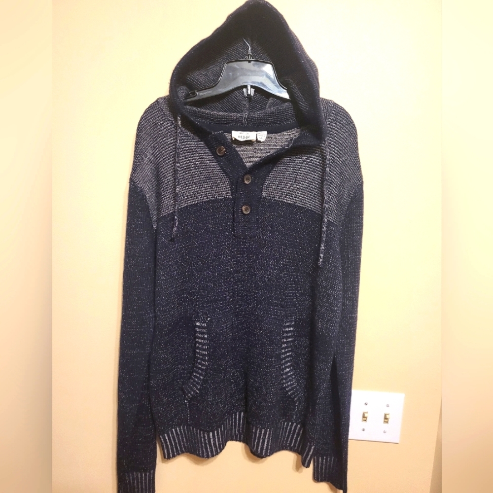 Hedge hooded sweater